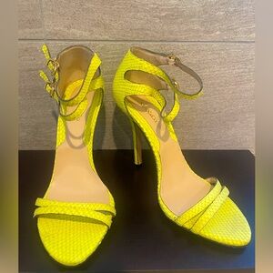 Women snake skin leather dress sandals lime color size EU 39 or US 8